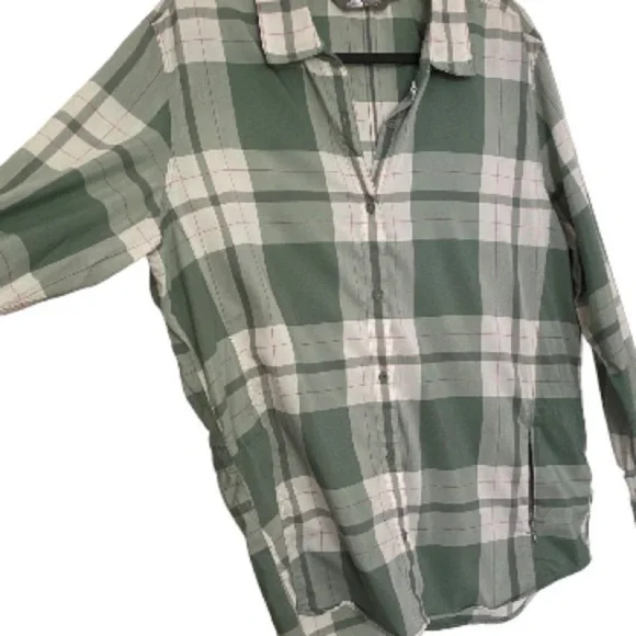 The North Face Plaid Nylon Casual Button Down Shirt Jacket - Picture 3 of 11